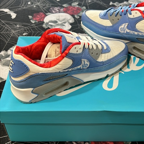 DS 2023 NIKE AIR MAX 90 DB18 DOERNBECHER HOSPITAL EMERSON HARRELL SZ MENS 8 NEW - Picture 6 of 10